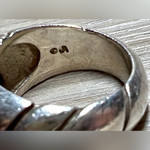 Vintage Designer John Atencio Sterling Silver & 18K Gold Peridot Ring, Size 6 - Picture 7 of 11